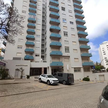 Panoramic Ground Floor Frontbeach Balcony3bedrooms פורטימאו